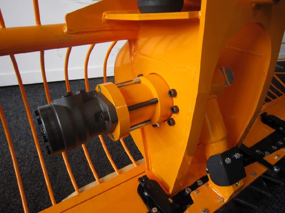 Maaikorf mini wide body 2.00 meter met hekjes