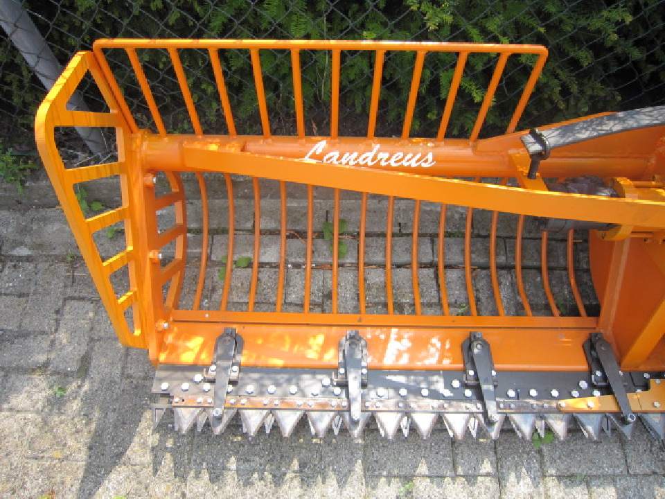 Maaikorf LMZ 2.50 meter met hekjes en bladveer